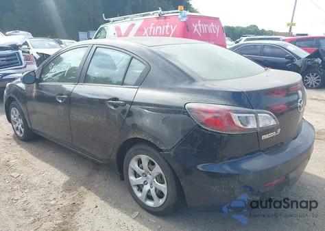 2013 Mazda Mazda3 I Sport z USA, uszkodzony, nr VIN JM1BL1U81D1702995